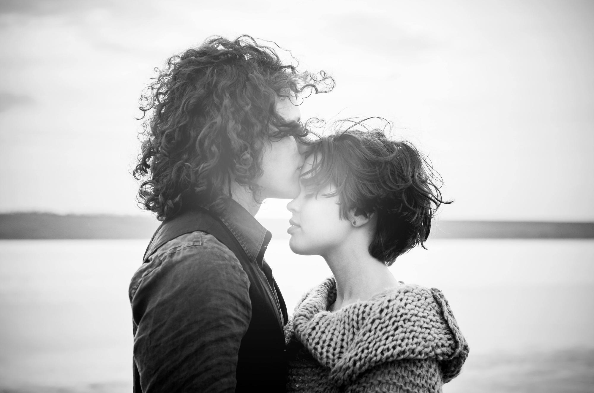 young-love-relationship-couple-2