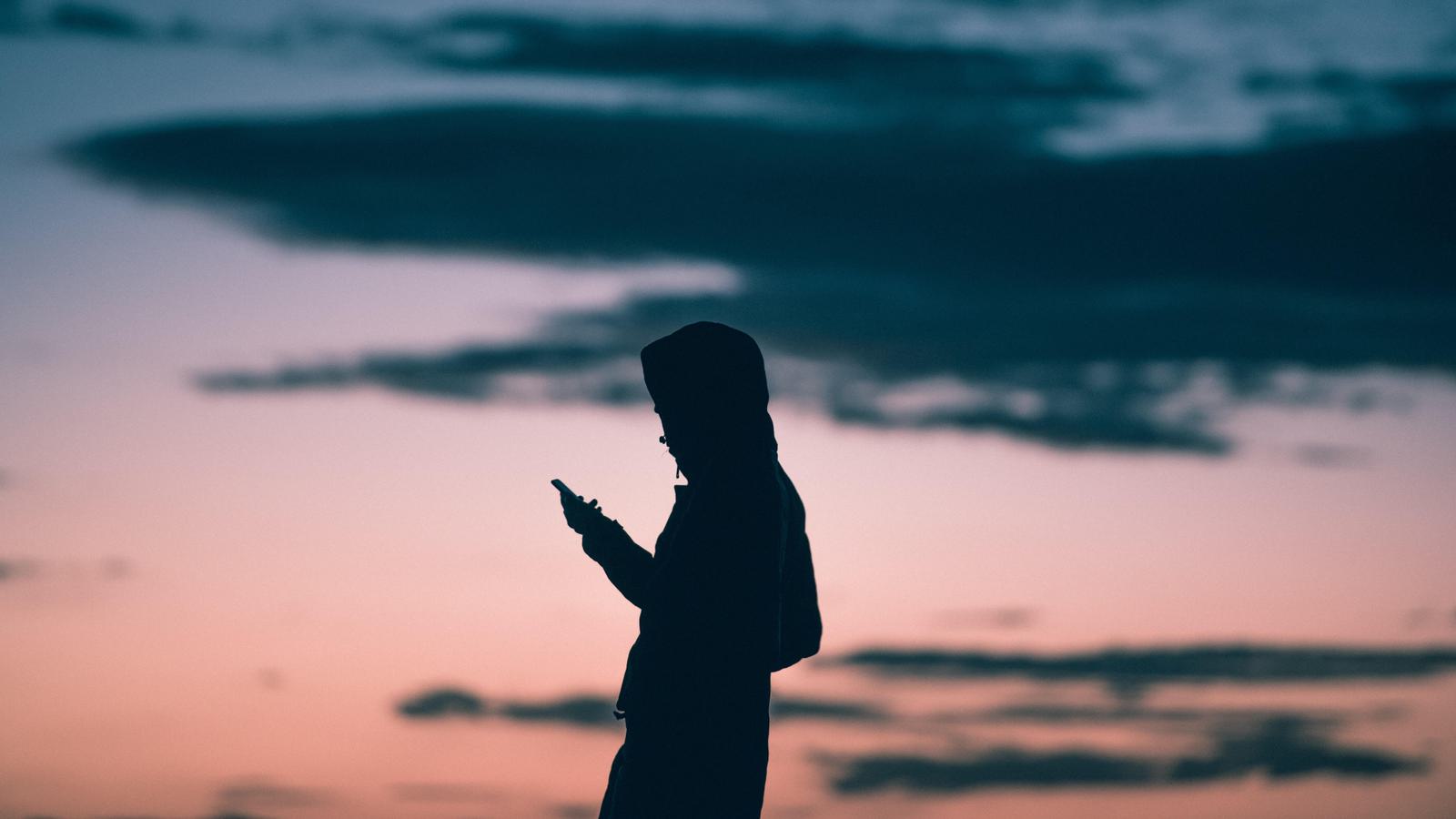 sunset-silhouette-young-person