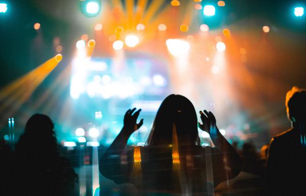 Singing a new song with young people: a bigger vision for worship